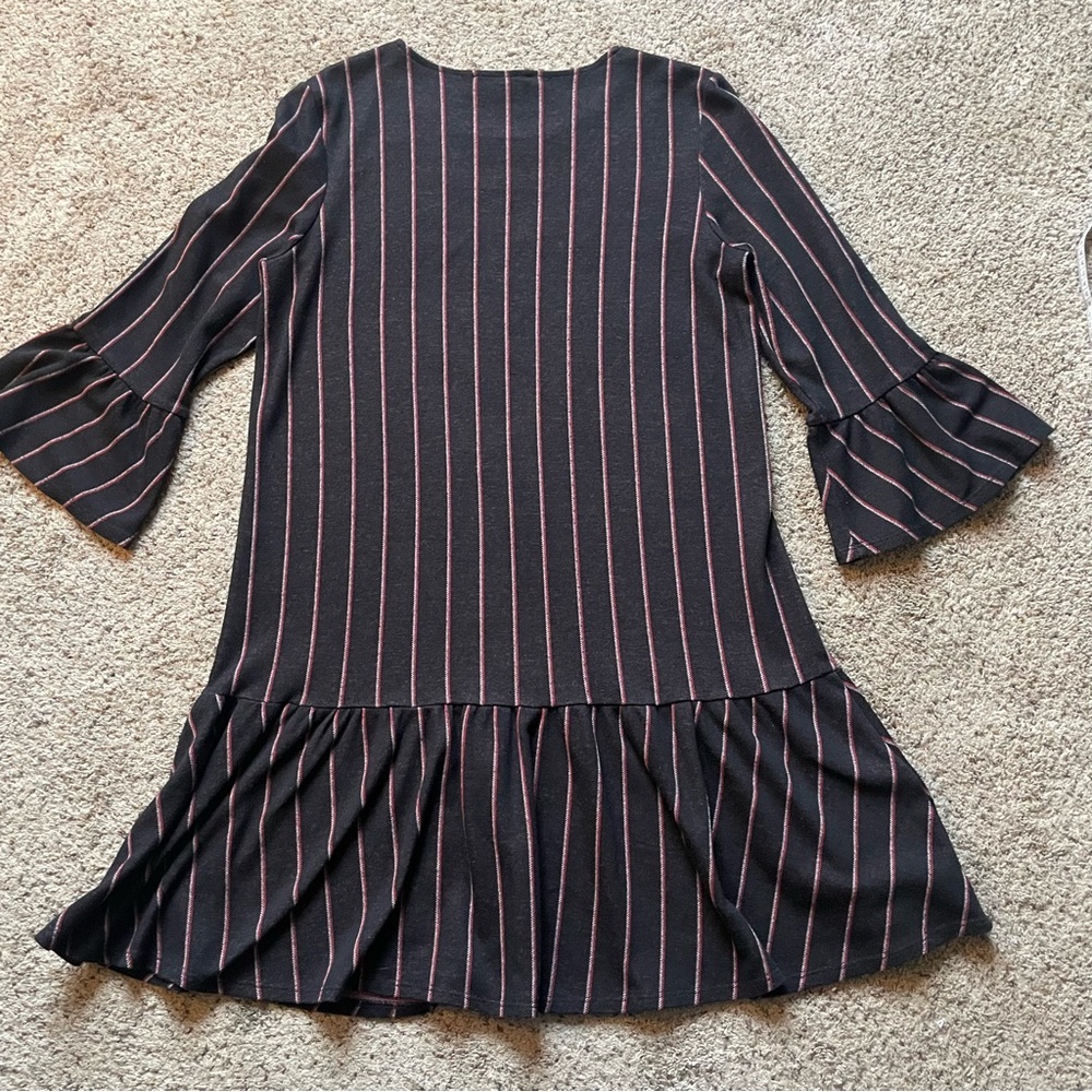 Slate & Willow Striped Swing Dress Size Medium - Picture 9 of 11